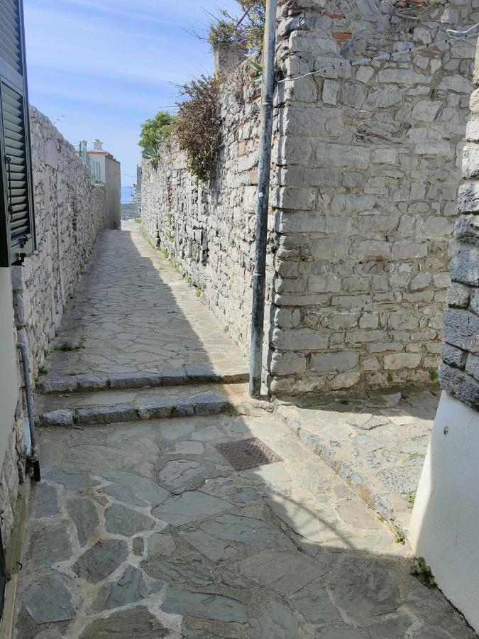 Byron Guest House Porto Venere Exterior photo