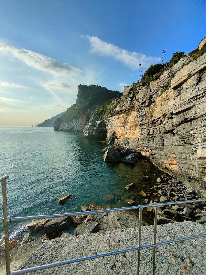 Byron Guest House Porto Venere Exterior photo