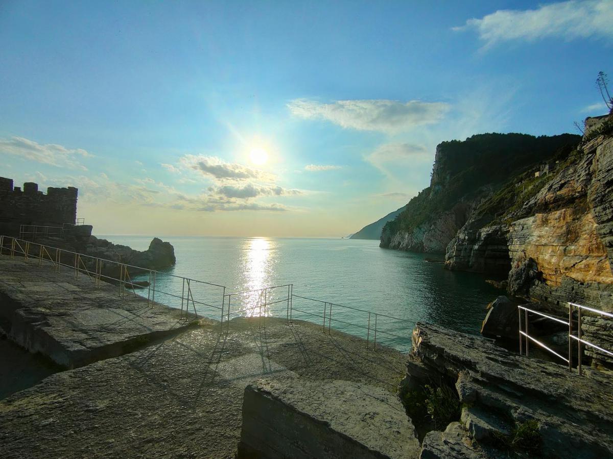 Byron Guest House Porto Venere Exterior photo